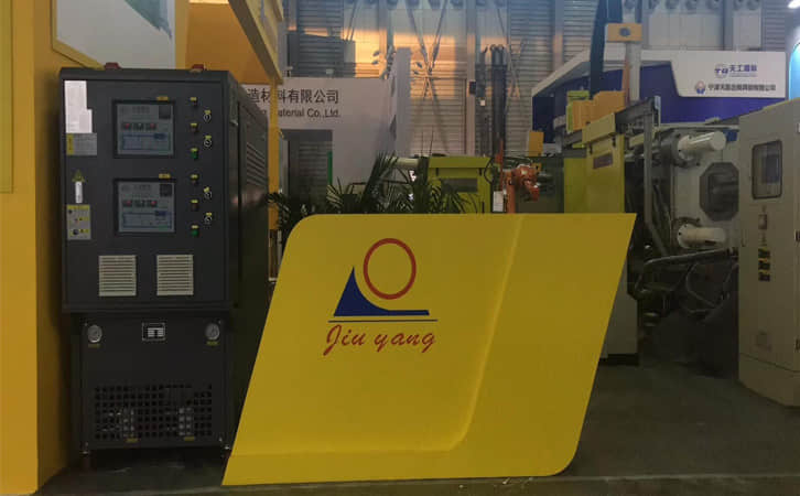 
机械携新温控设备双循环压铸
参加中国压铸展盛